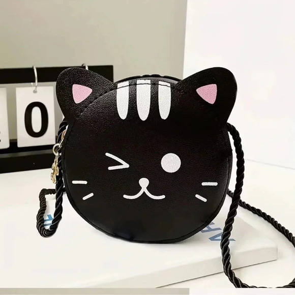 HP! 🎉 1 LEFT! Mini Black Cat Purse - Picture 1 of 4